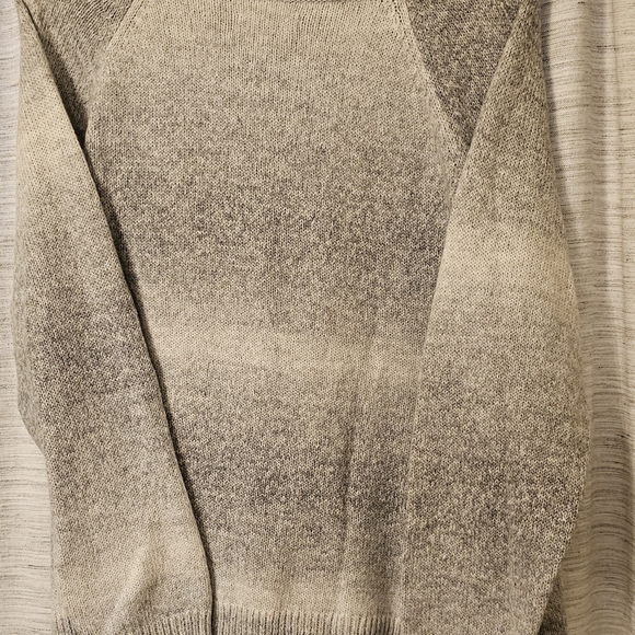 Womens knitted sweater - Picture 6 of 9